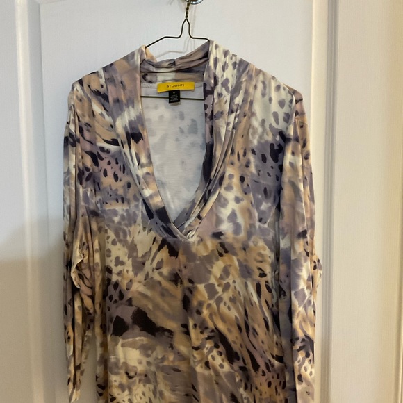 NEW St John top - Picture 1 of 3